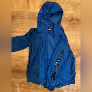 BOYS NORTH FACE WIND BREAKER